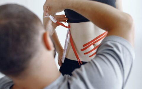 doctor-glues-tepee-athlete-hospital_1157-28759